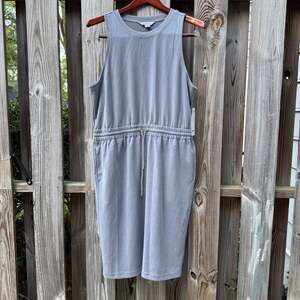 NWT Athleta Seasoft Dress XL Grey Packable Travel Dress Pockets Athleisure Soft